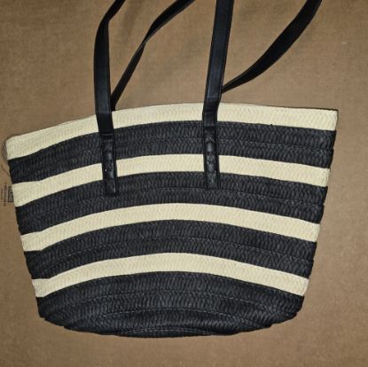 Picture of Striped Straw Beach Bag Woven Summer Handbag Tote Bag for Women Outdoor Vacation