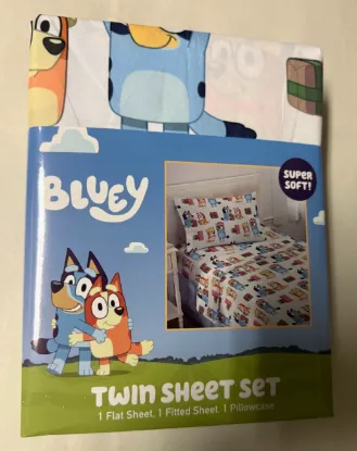 Picture of Bluey Twin Size Holiday Sheet Set