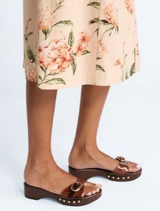 Picture of Scoop Women's Jelly Buckle Sandals - Brown - Size 7