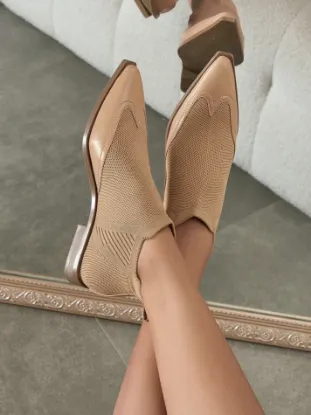 Picture of Women's Fashion Classic Ankle Boots - Camel -Size US10
