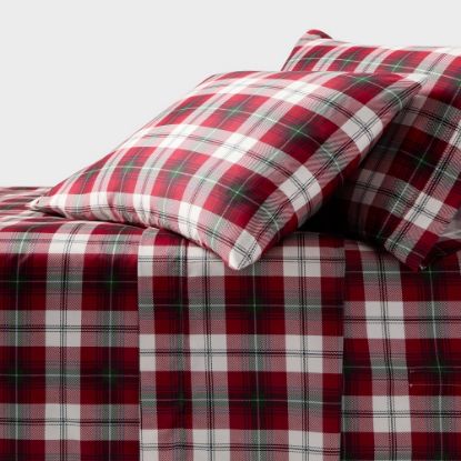 Picture of Threshold Full Size 400 Thread Count Christmas Holiday Performance Sheet Set - Red Plaid